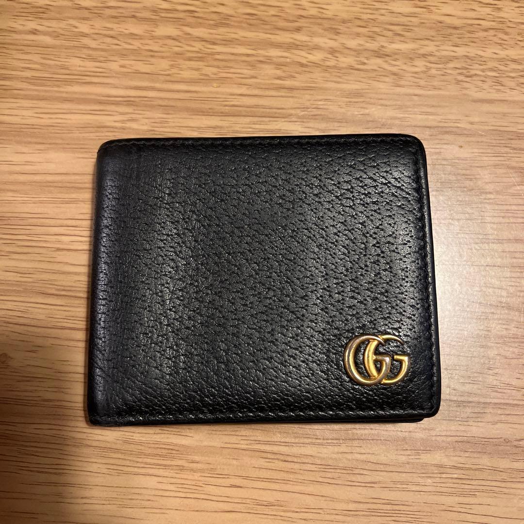 美品　GUCCI ブラックレザー 二つ折り財布　正規品