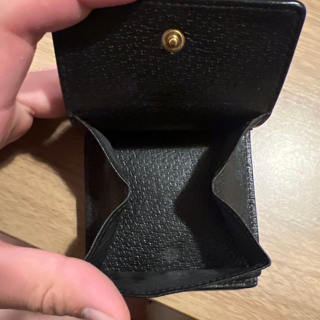 美品　GUCCI ブラックレザー 二つ折り財布　正規品