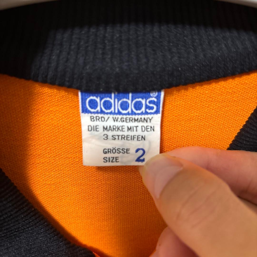 adidas トラックジャケット 小松菜奈