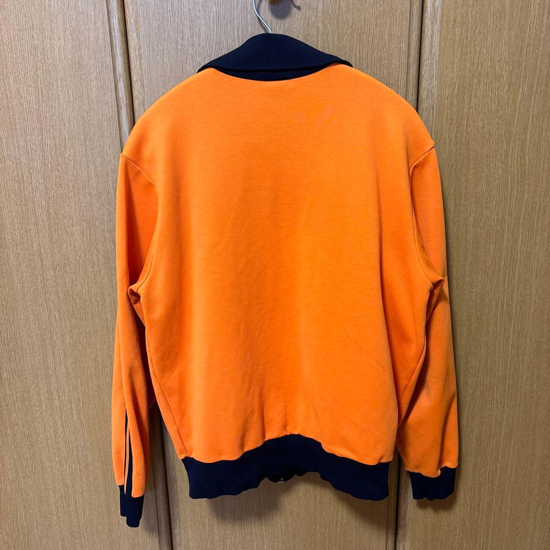 adidas トラックジャケット 小松菜奈