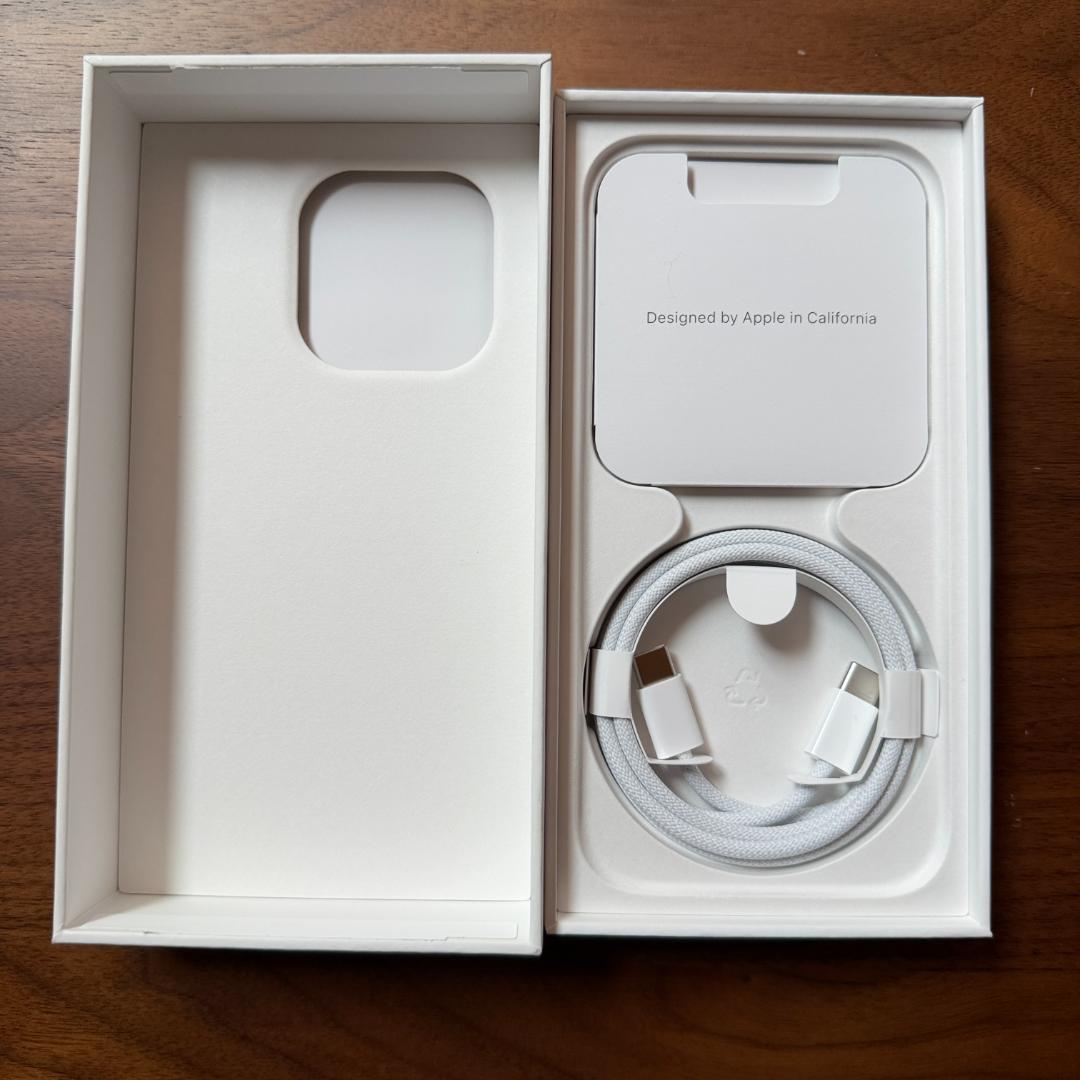 iPhone 15 Pro 本体 バッテリ86% 256GB 2024/2 美品