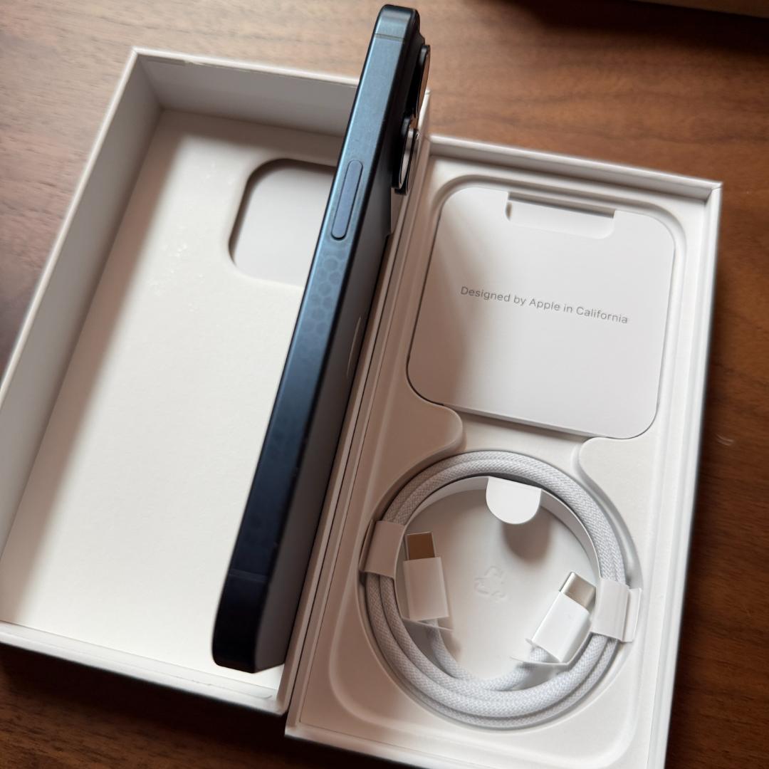 iPhone 15 Pro 本体 バッテリ86% 256GB 2024/2 美品