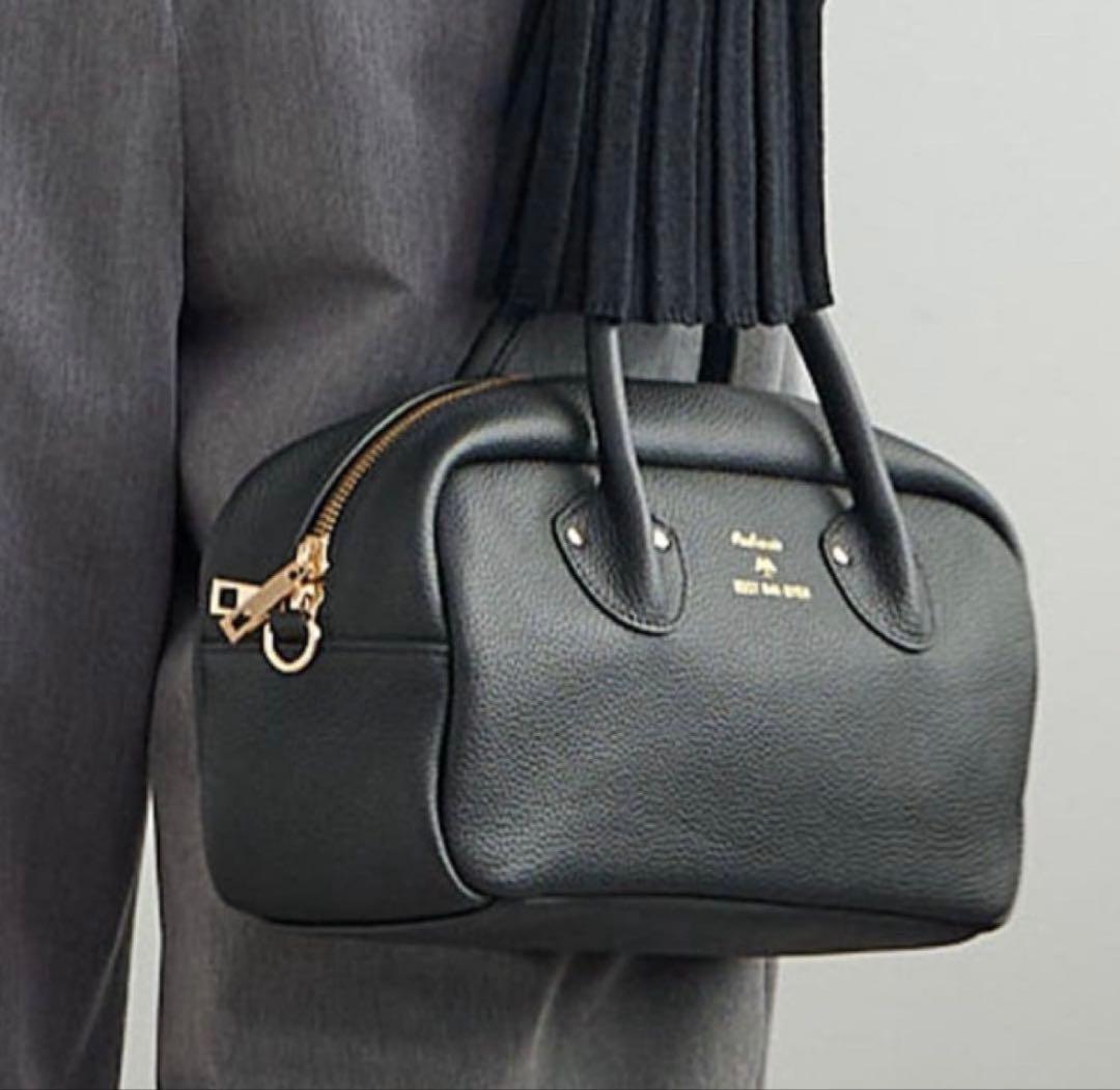 pual ce cin 黒のレザーバッグ ゴールドファスナー付き