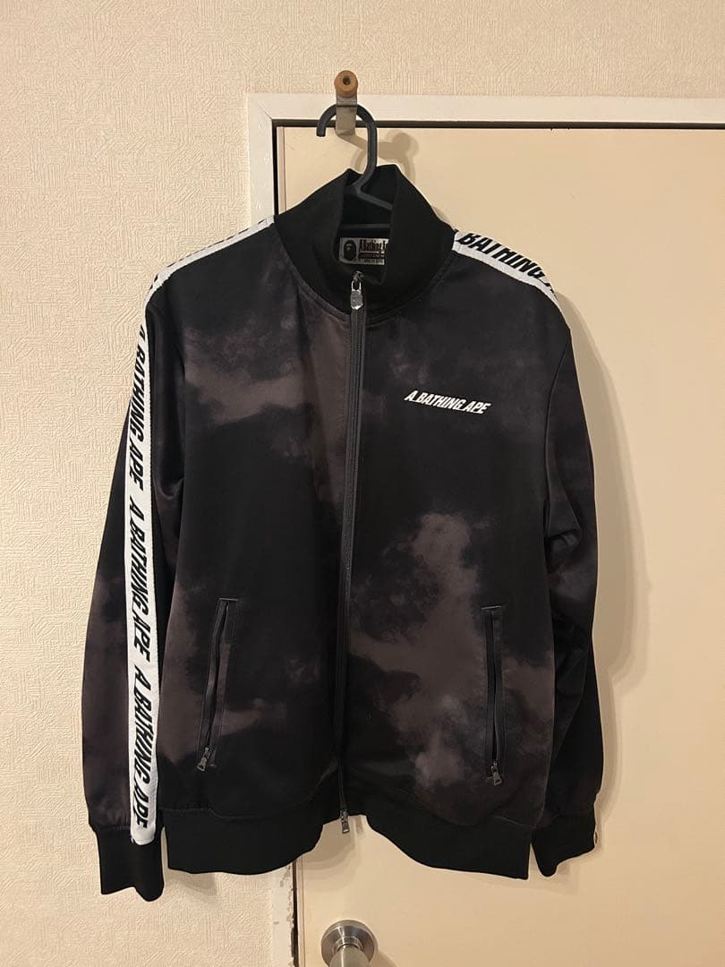 r*9様 BATHING APE トラックジャケット黒 スモーク柄ラインジャージ