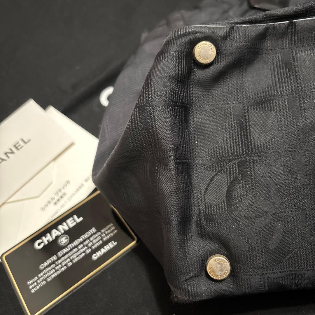 シャネル　ニュートラベルライン　トートバッグ　黒　CHANEL巾着付き