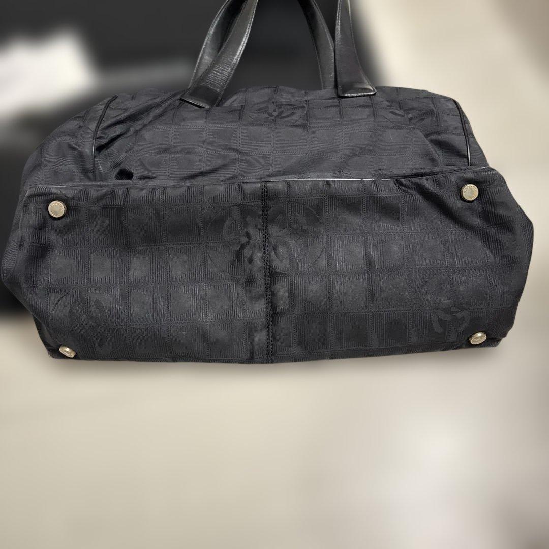 シャネル　ニュートラベルライン　トートバッグ　黒　CHANEL巾着付き