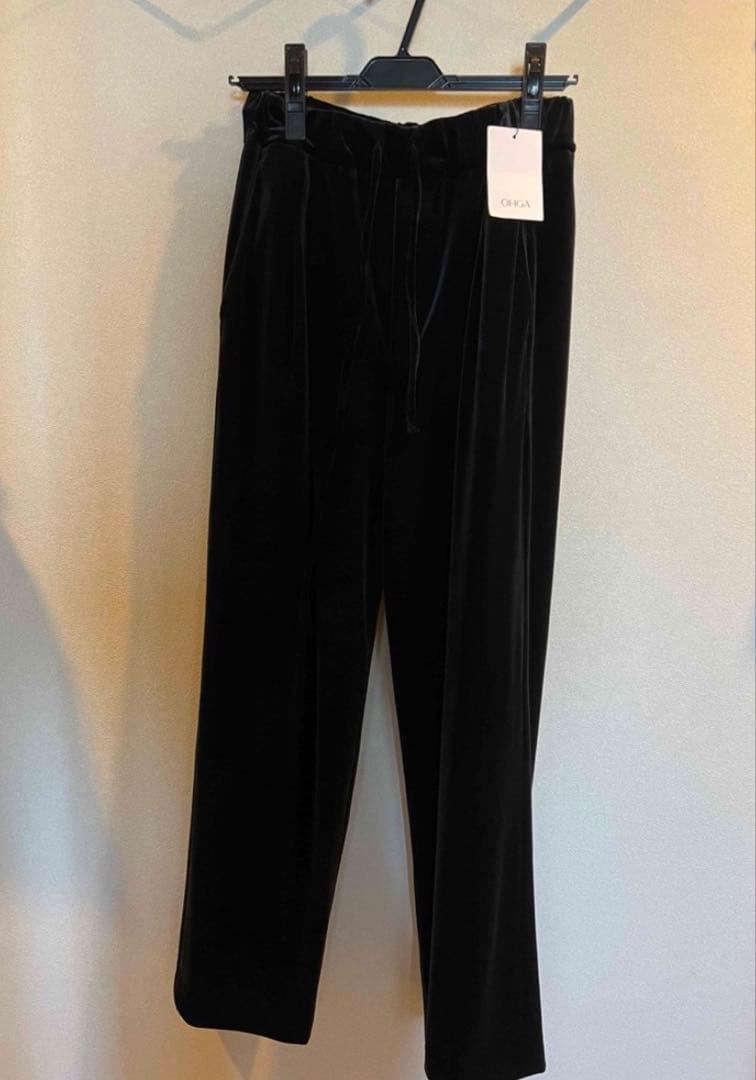 【新品未使用】OHGA オーガ　ベロアパンツ　Mサイズ