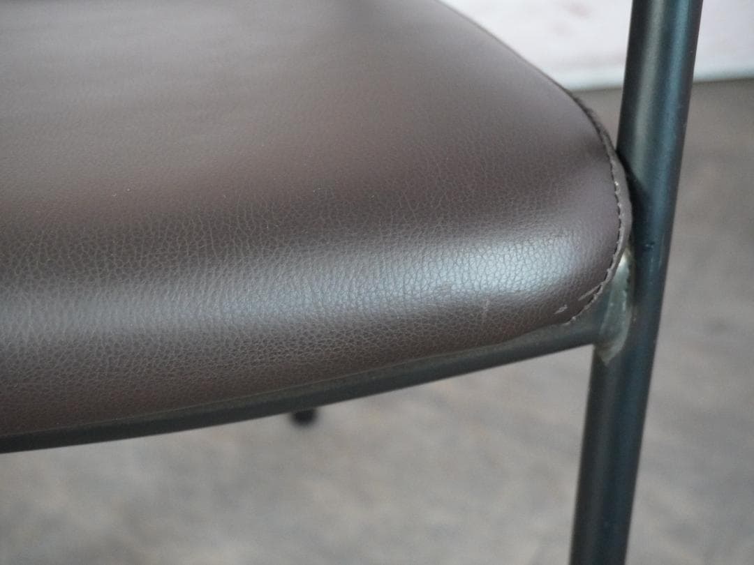 unico/ウニコ HOXTON/ホクストン アームダイニングチェア ブラウンd