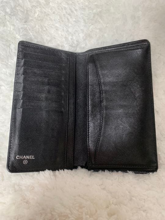 シャネル マトラッセ パテント長財布