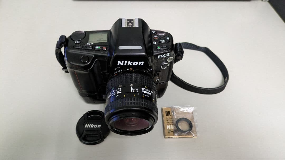 Nikon F90X　MB-10 AF28-70mm 付