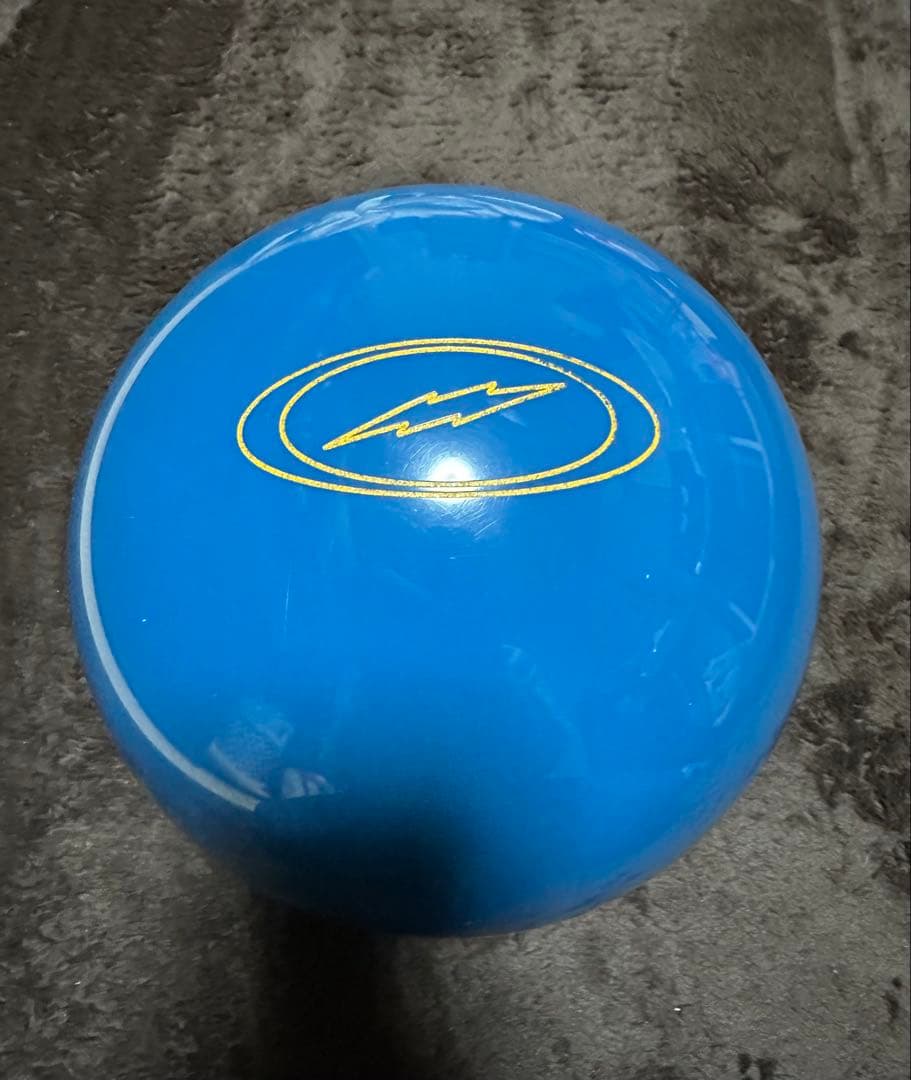 ボウリング　storm アイオンプロソリッド　16p