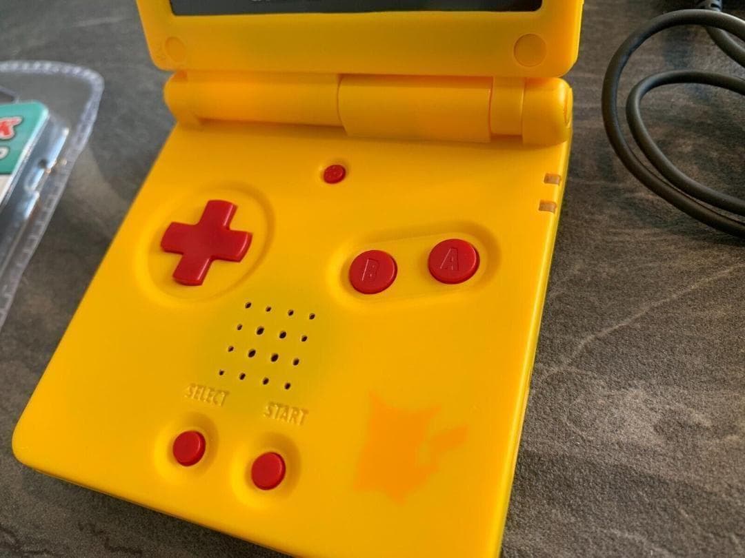 美品 シェル交換品 ゲームボーイアドバンスsp ピカチュウエディション