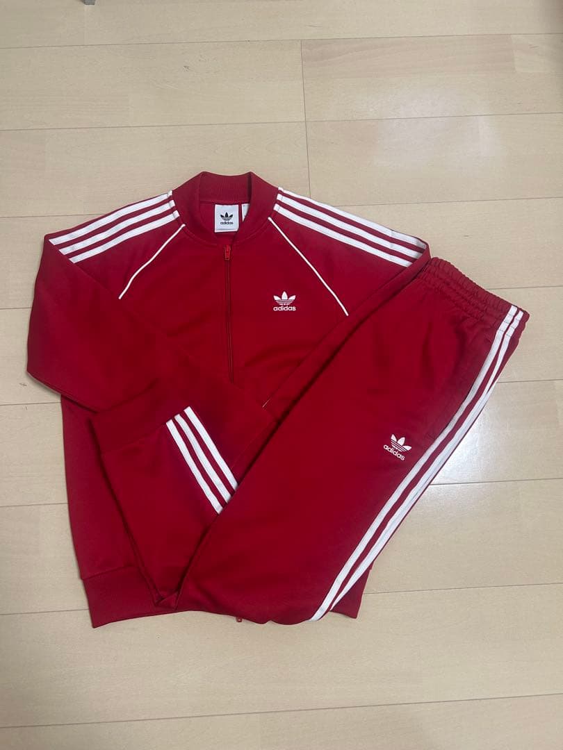 アディダスオリジナルス　上下セットアップ