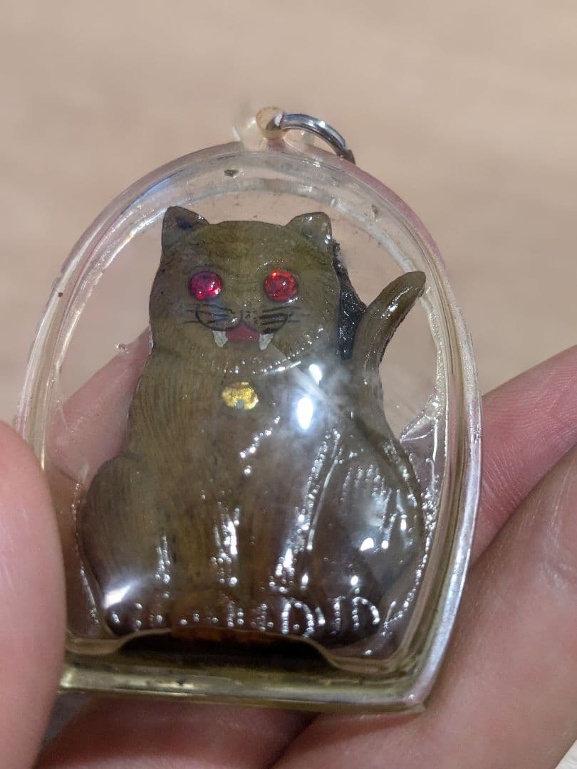 【専用】タイのお守りプラクルアンッ！猫だ！キャット！幸運のお守り！！結構古そう…