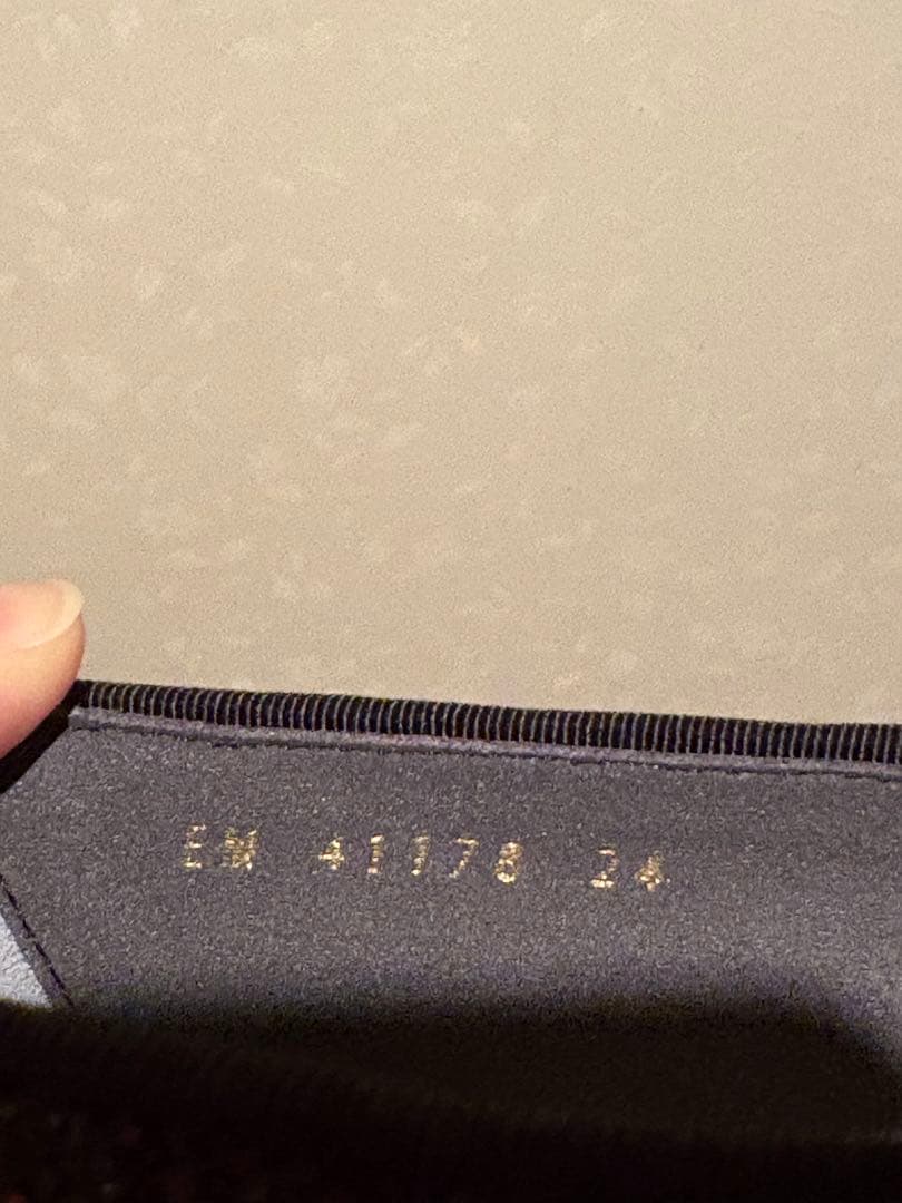 DIANA ブラック ポインテッドトゥシューズ