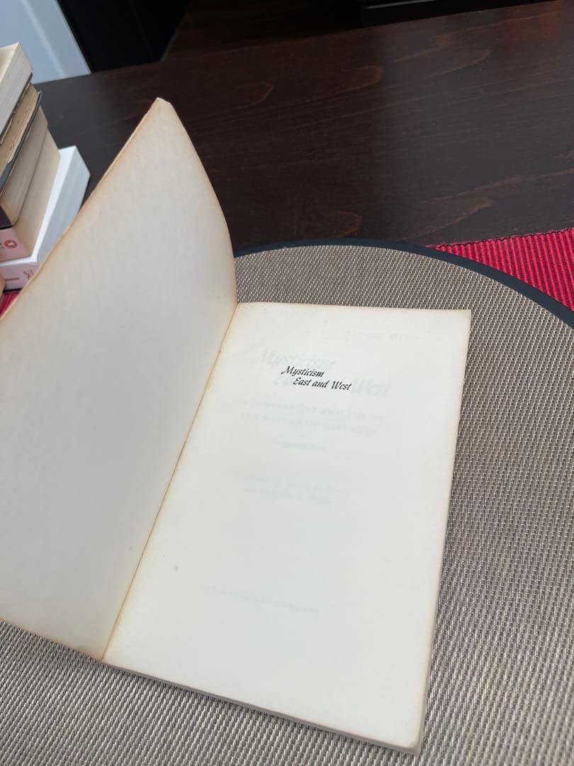 洋書 mysticism east and west