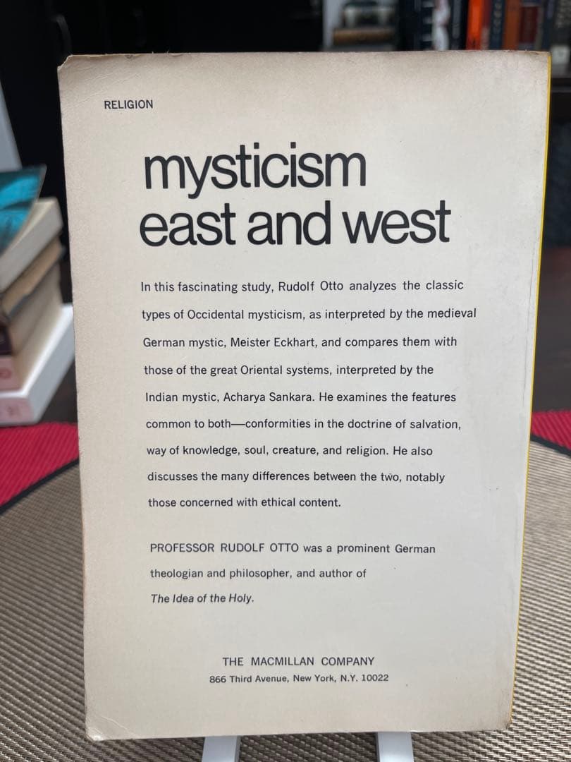 洋書 mysticism east and west