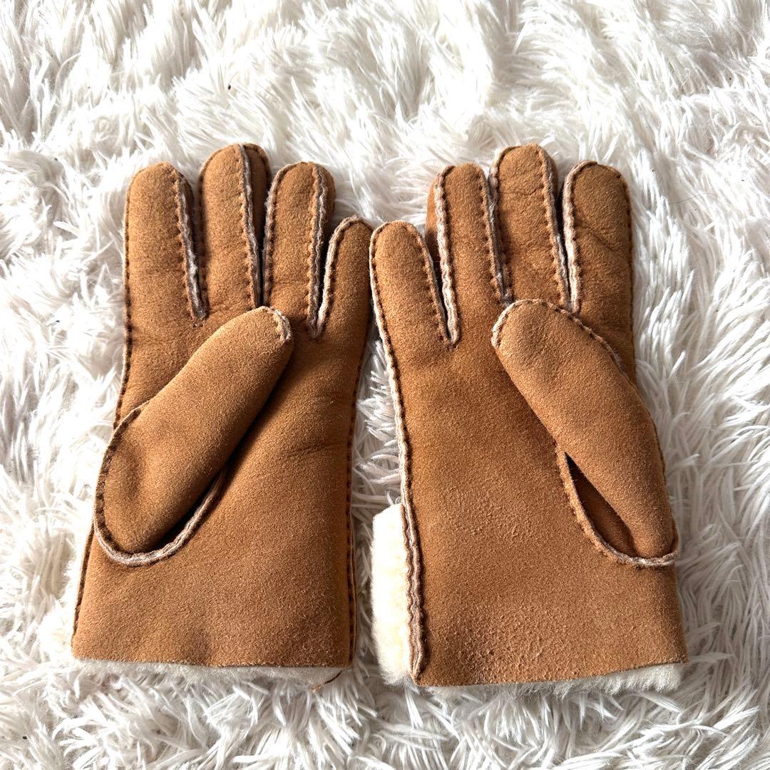 未使用箱付き✨UGG アグ 手袋 リボン ボア 極暖 ベージュ Lサイズ