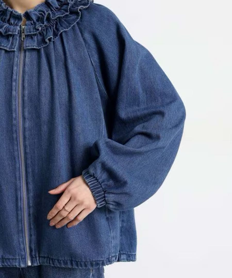 ◯ studio CLIP フリルカラー甘織りデニムシャツブルゾン ◯