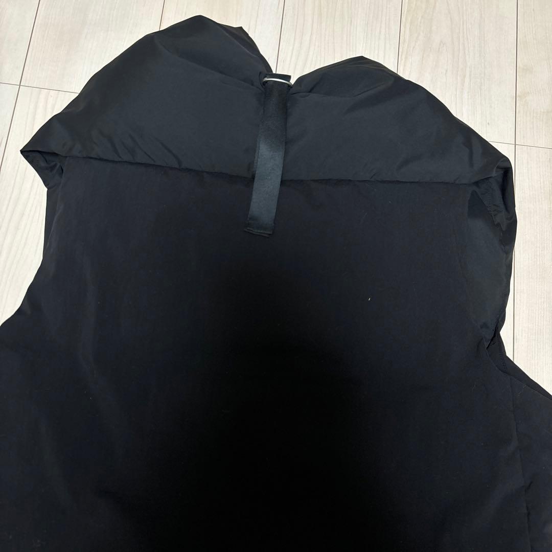 新品CYAN Tokyoストールライクベスト　ブラック　ダウン　chignon
