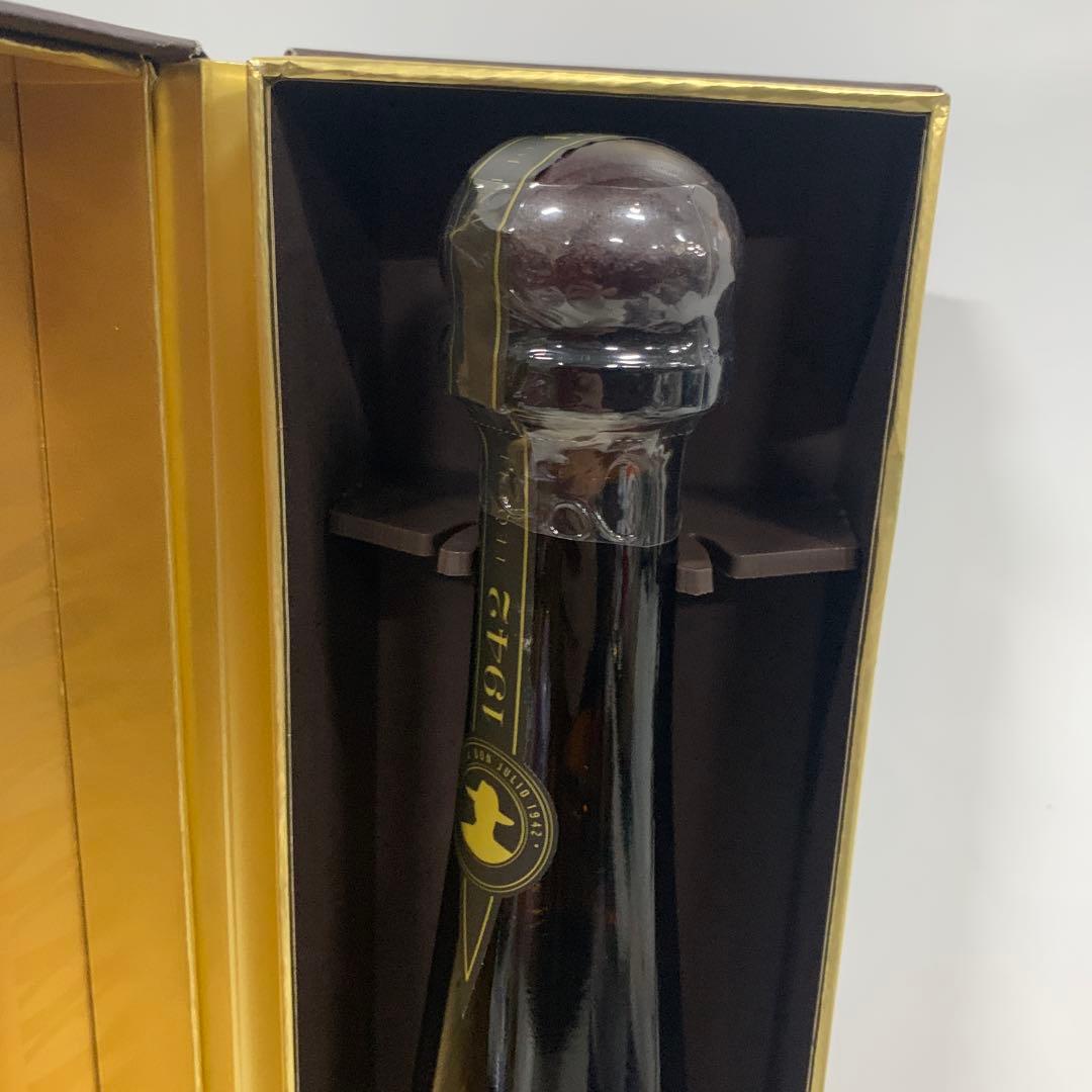 ドン・フリオ 1942 750ml 箱入り