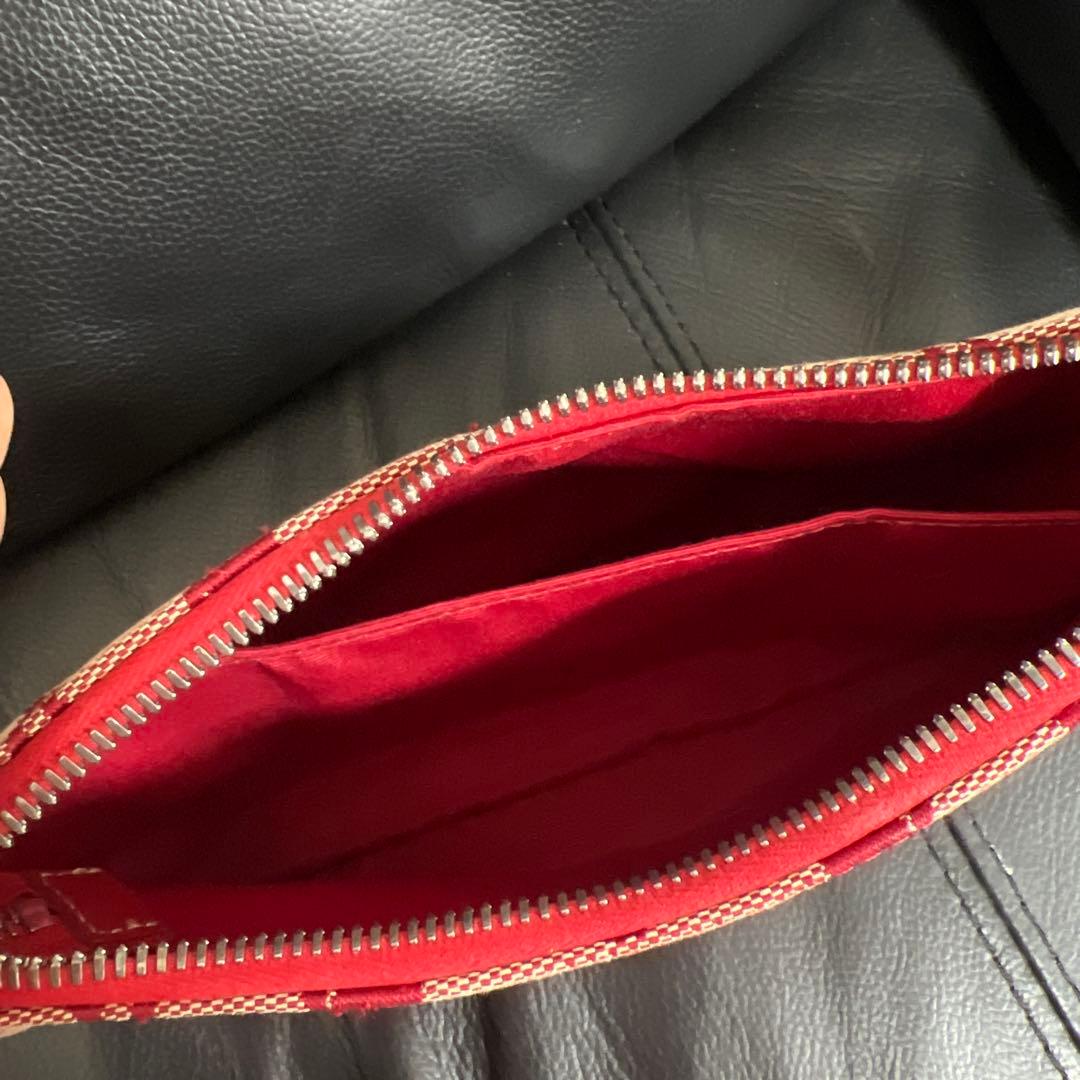 Coach レッド ショルダーバッグ　ショルダーストラップが切れた