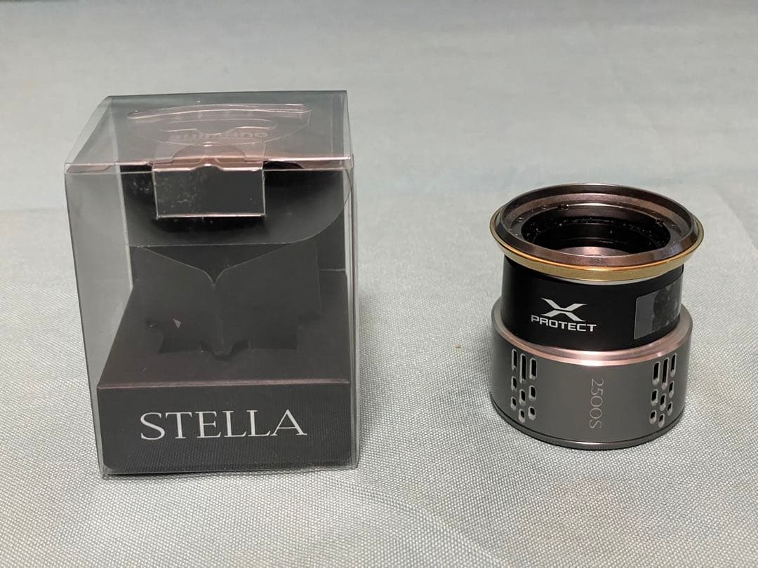 美品18ステラ 2500sスペアスプール STELLA シマノSHIMANO