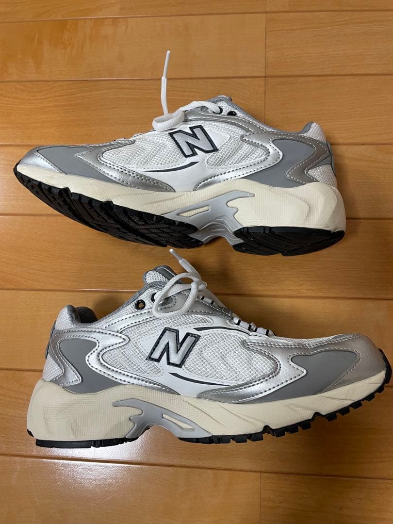 【綺麗！】NEWBALANCE ML725
