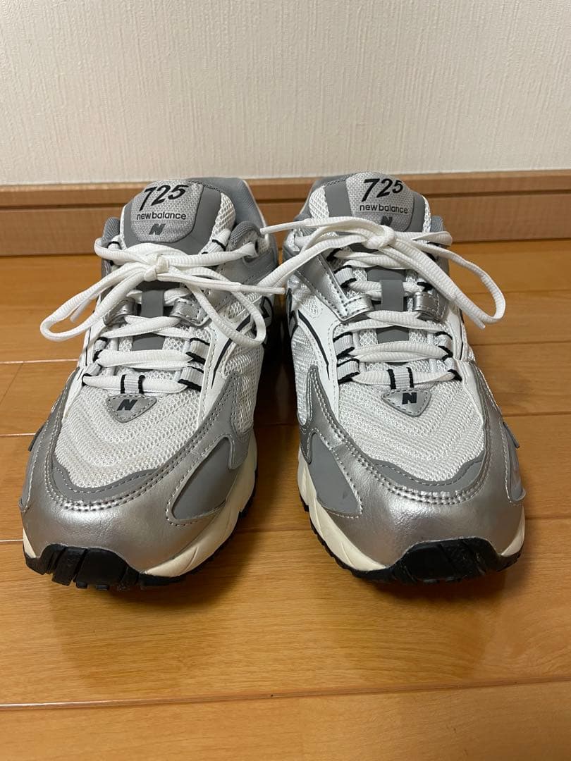 【綺麗！】NEWBALANCE ML725