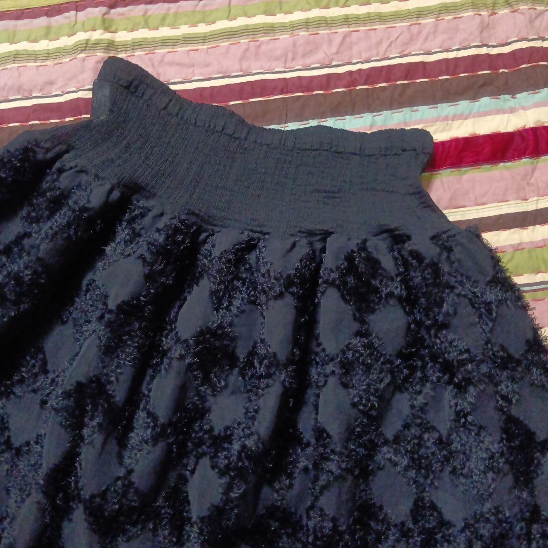 美品me ISSEY MIYAKE スカート　イッセイミヤケ　ミー　黒