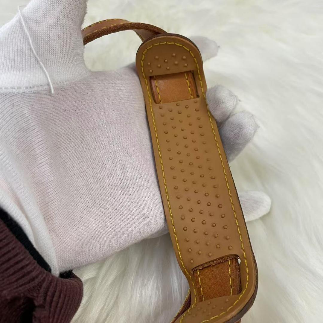美品　ルイヴィトン　LV　ショルダーストラップ　ゴールド金具