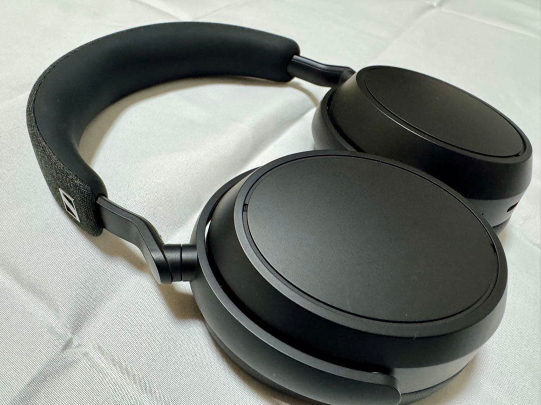 ヘッドホン Sennheiser MOMENTUM 4 Wireless