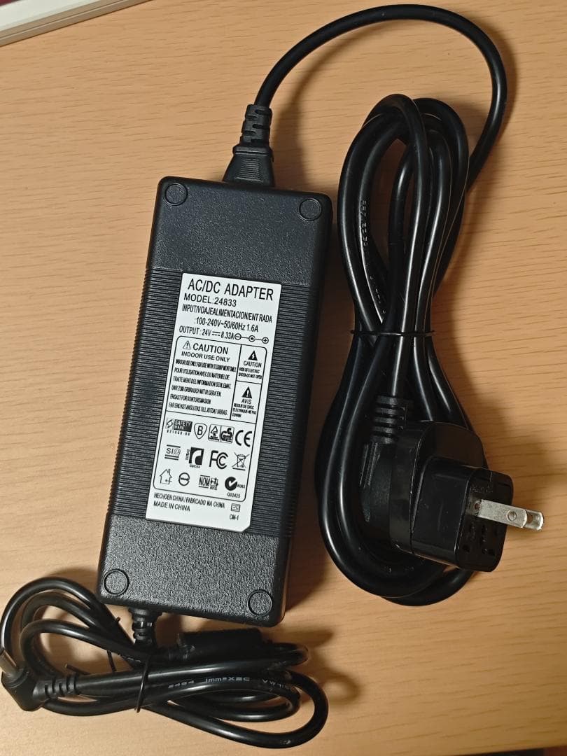 YONGNUO YN LUX200 撮影用LEDライト アダプタ付き 200W