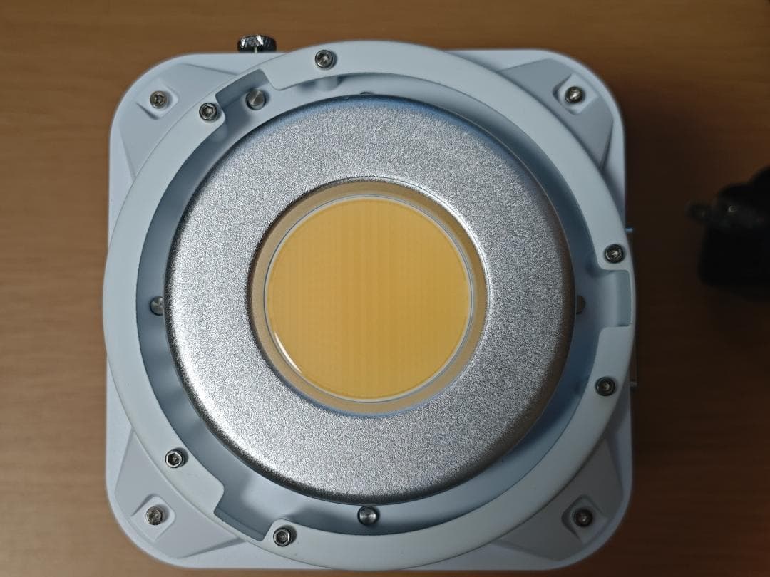 YONGNUO YN LUX200 撮影用LEDライト アダプタ付き 200W