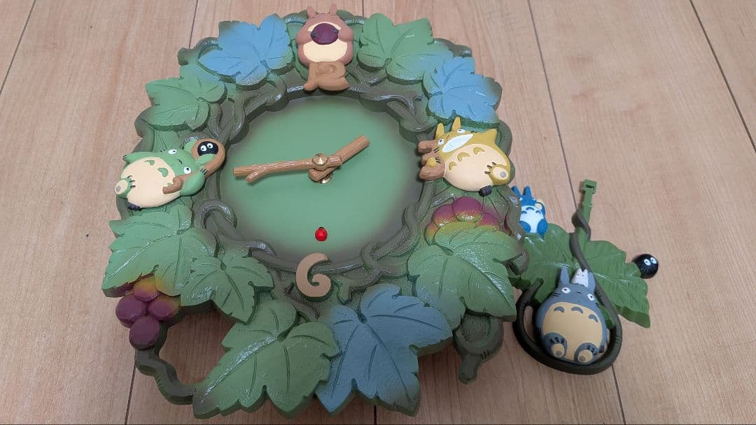 トトロ 掛時計 キャラクター デザイン