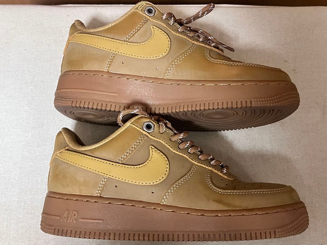 Nike Air Force1 ナイキ　ベージュ