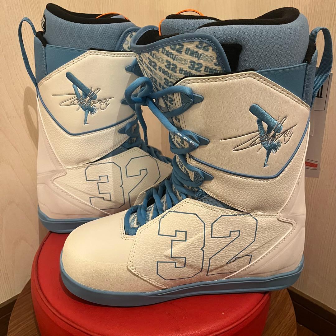 MASA　新品THIRTYTWO LASHED POWELL 27.5cm