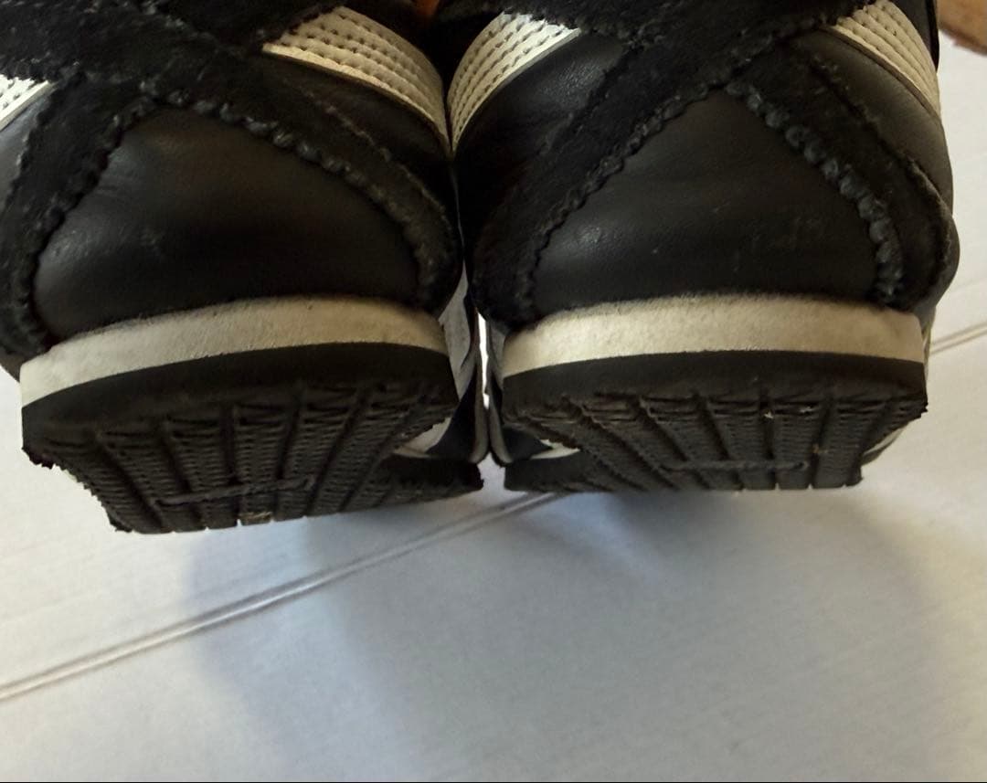 中古／オニツカタイガー　メキシコ66 SD ブラックホワイト　24.0