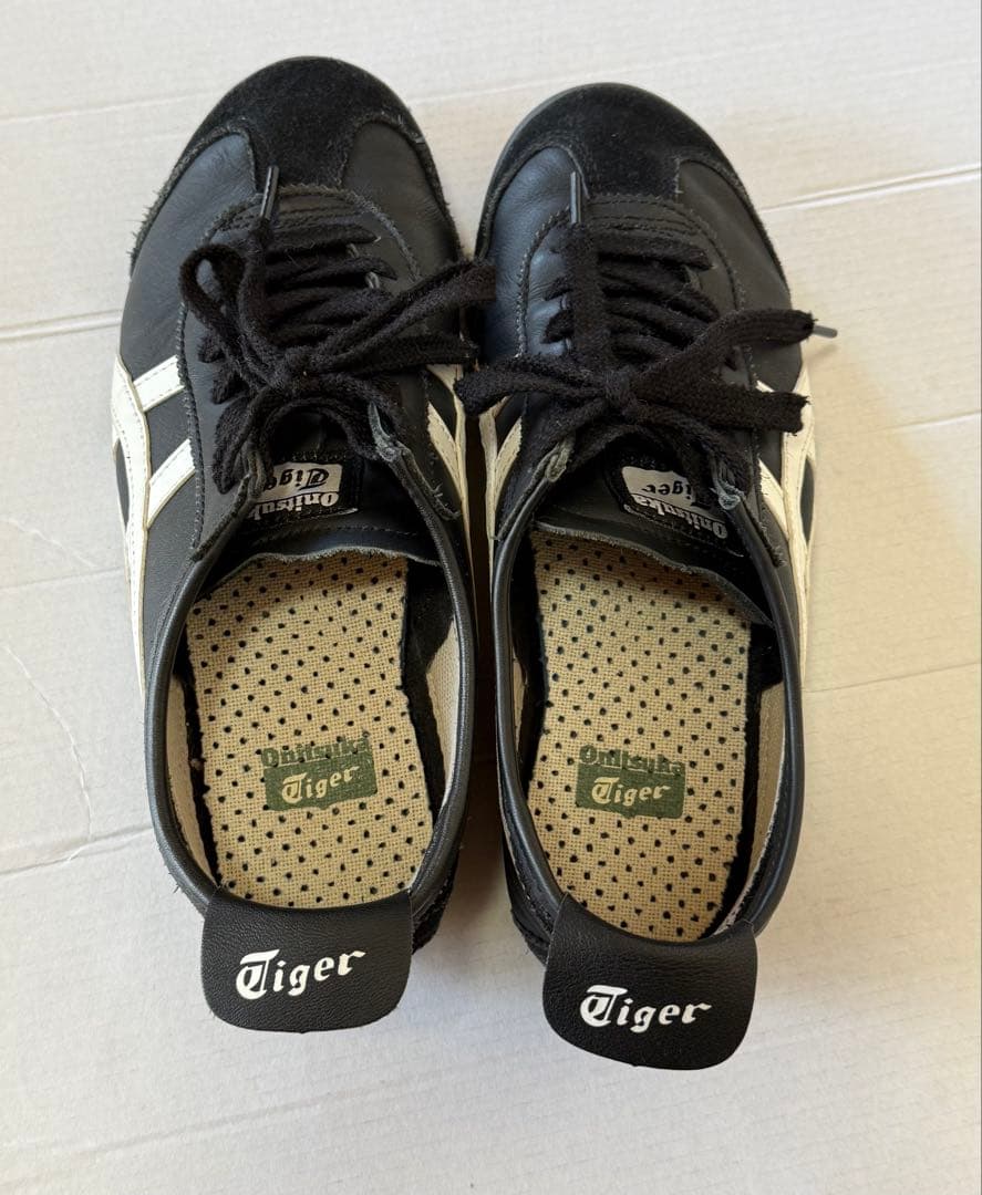 中古／オニツカタイガー　メキシコ66 SD ブラックホワイト　24.0