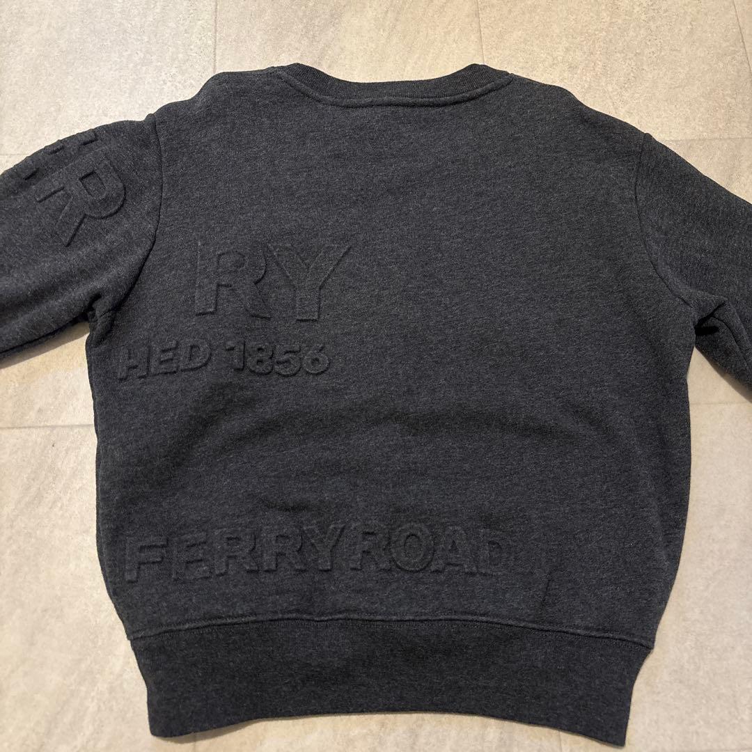 バーバリー　トレーナー　128 130