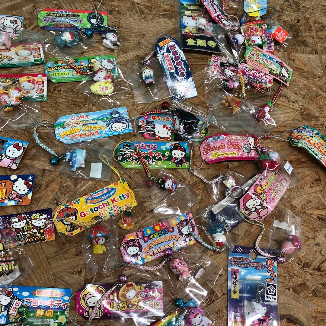 M4499 ハローキティ ご当地限定根付ストラップ まとめ売り（140個以上）