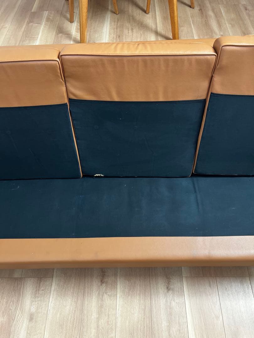 【カリモク60】ロビーチェア　3シーター　キャメル　※希少モデル