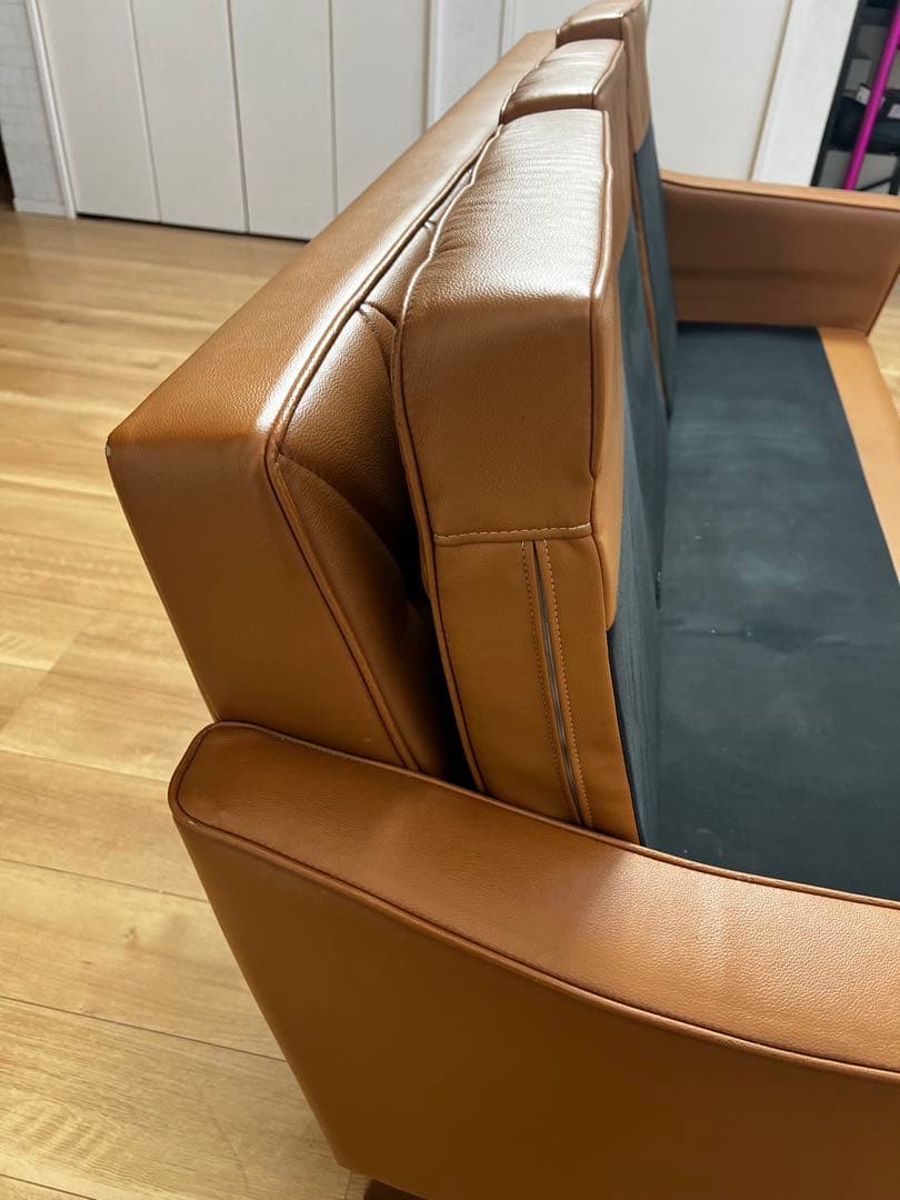 【カリモク60】ロビーチェア　3シーター　キャメル　※希少モデル