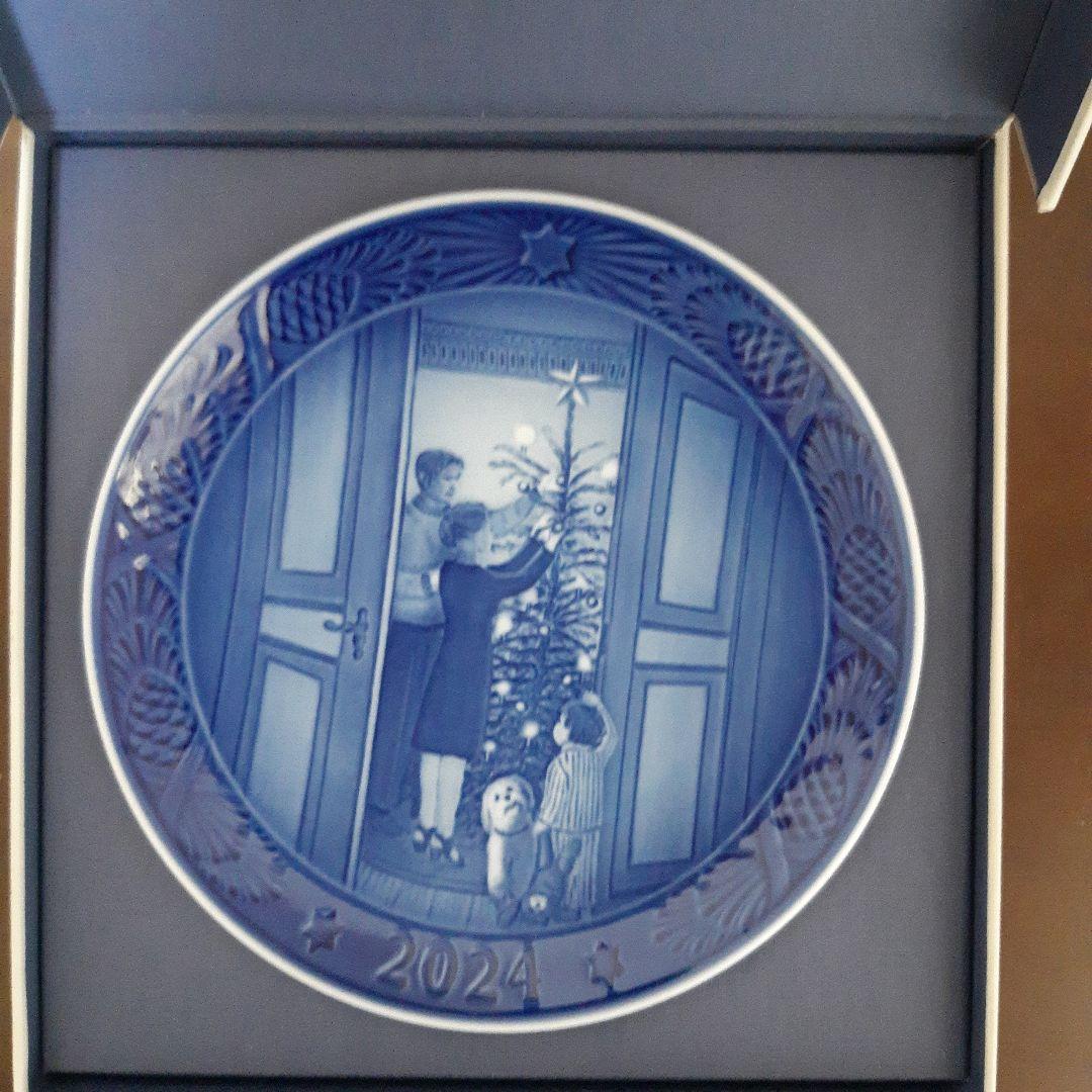 新品未使用◎箱入り　ロイヤルコペンハーゲン イヤープレート　2024