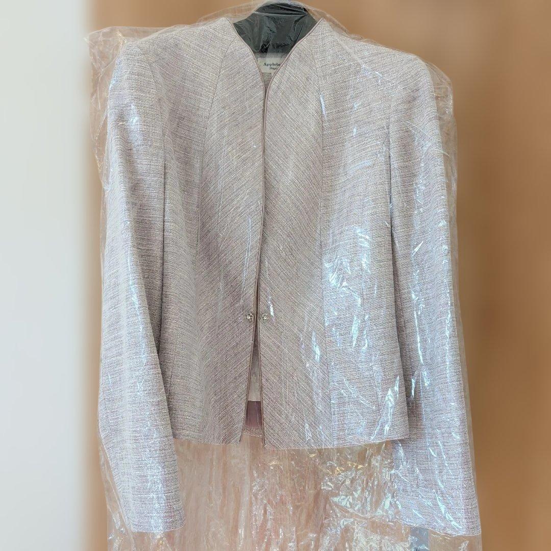 東京ソワール　北陸ジャカードの胸当て付きジャケット13号