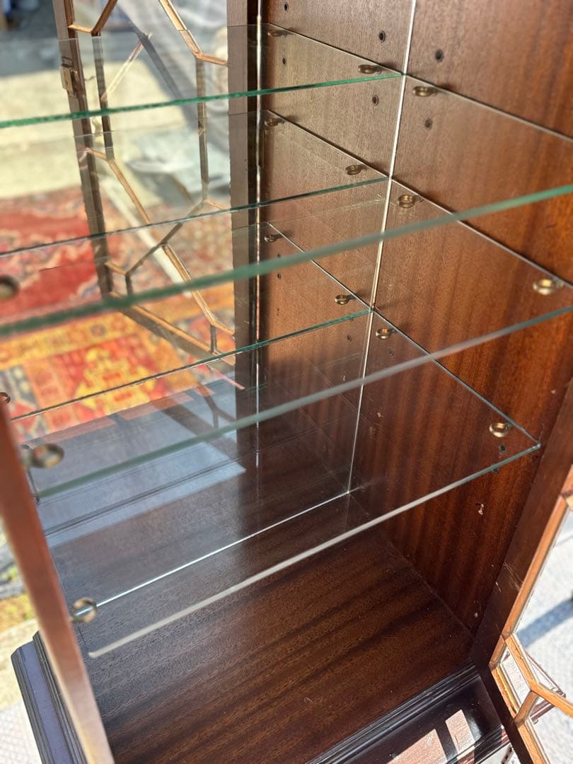 スリム設計 英国製 マホガニー材 キャビネット 幅57㎝ 美品