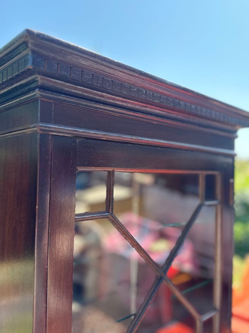 スリム設計 英国製 マホガニー材 キャビネット 幅57㎝ 美品