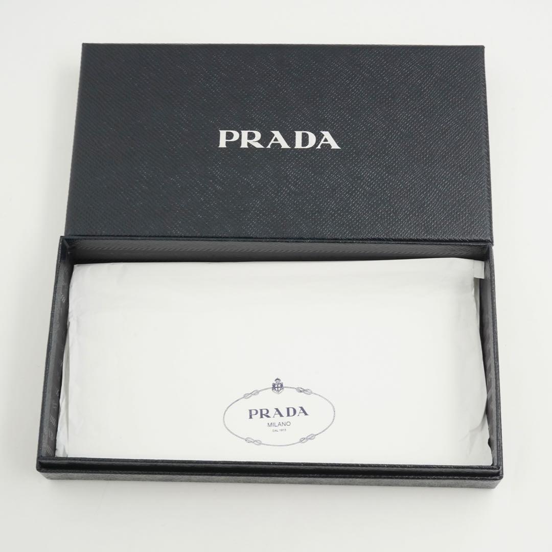 ✨未使用展示品・箱保証書付き✨　PRADA 長財布　サフィアーノレザー　リボン