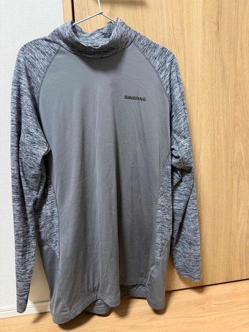 ブリーフィング防風グレー 長袖シャツ