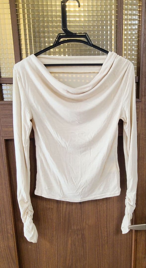 (未使用)anuans ギャザードレープカットトップス